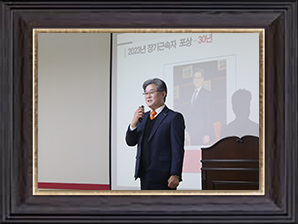 5faad2544bb7b86c6f08830c4a832d8